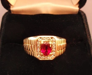 Ovaler Rubin Größe 10 Ring Halo mit 18 Diamanten gerippt 14K Gelbgold Band - Bild 1 von 11