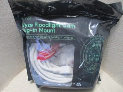 Wyze Floodlight Cam Plug-in Mount for Wyze Floodlight Cameras v1/v2/Pro NEW - Image 1 of 4