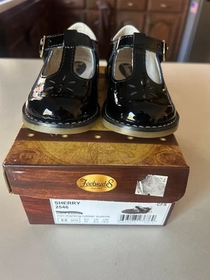 Footmates Sherry ребенка ясельного возраста размер 6 черный патент платье Mary Jane новый T-ремешок - Изображение 1 из 4