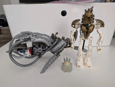 LEGO BIONICLE: 2003 Takanuva (8596) Complete (Pieces Only) - Image 1 of 4