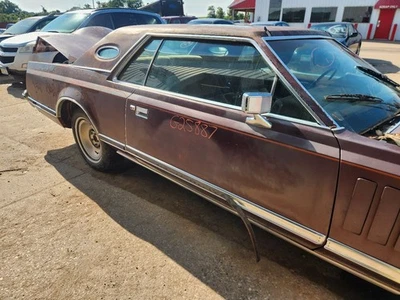 Puerta delantera de pasajero con ventana de ventilación compatible con 77-79 Lincoln Mark Series 1257416 Foto 1 de 4