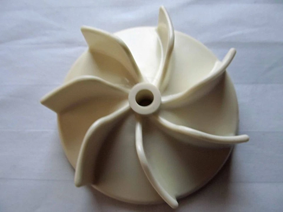 VENTILADOR DIRT DEVIL FEATHERLITE 1540161700 Y SE ADAPTA A 1540161600 Foto 1 de 1