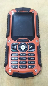 TG481 ZTE R28 Orange Outdoor IP67 4Band GPS Waterproof Mobile Phone - Picture 1 of 6