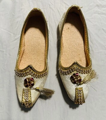 Baby Khussa Shoes Formal Sandals Pakistani Indian All Occasions Shoes - Size 3 - Image 1 of 2