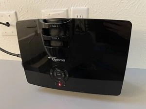 Optoma HD141X 1080p 3D DLP Home Theater Projector - Picture 1 of 3