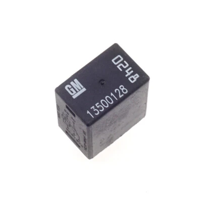 1pce New  GM 13500128 Power Relay 5Pins - Image 1 of 4