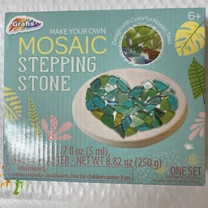 Grafix Make Your Own Mosaic Stepping Stone - Picture 1 of 5