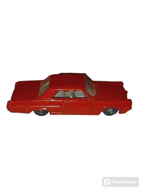 Vintage Lesney Matchbox Series No. 22 Pontiac GP Sports Coupe Red - Image 1 of 4