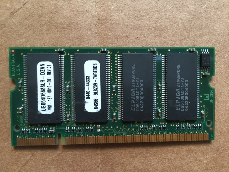 512MB  Unigen UG064D6688LR-DZVN  5DDR PC3200 400MHz SO DIMM 200-pin Memory - Image 1 of 1