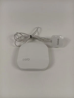 Router de malla tribanda CA eero Pro B010001 2da generación - blanco Foto 1 de 4