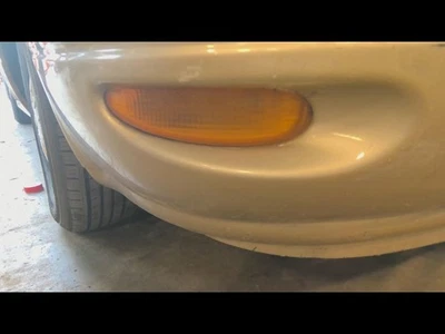 Luz de esquina/estacionamiento para pasajeros lámpara de estacionamiento señal de giro compatible con 00-05 LESABRE 721630 Foto 1 de 4