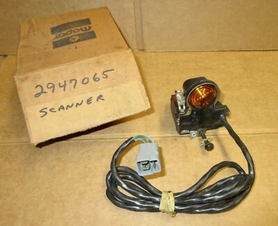 Escáner atenuador de faros Mopar 2947065 1969 - 1975 Chrysler & Imperial nuevo de stock Foto 1 de 4