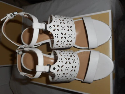 Michael Kors Darci Cuña CUERO ÓPTICO BLANCO EE. UU. 9m y 11m se vende por separado Foto 1 de 4