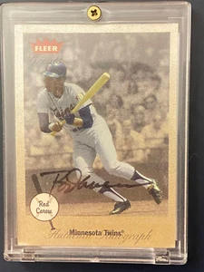 JA2306 Rod Carew Fleer Greats of the Game Auto Minesota Twins - Picture 1 of 4