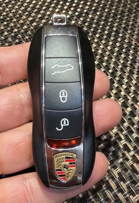 2016-2021 PORSCHE MACAN CHAVE CAIENA ENTRADA REMOTA SMART FOB. Fabricante de equipamento original - Imagem 1 de 4