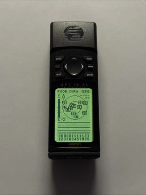 Garmin GPS 12XL Handheld 12 Channel Navigator Hunting, Fishing, Hiking, Working - Image 1 of 4