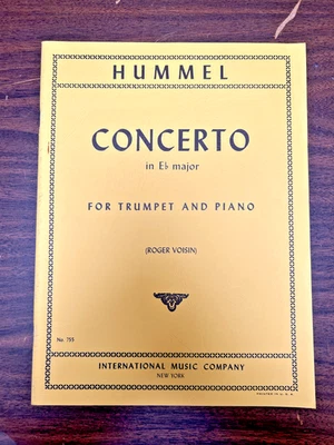 Concierto para trompeta Hummel en Eb mayor partitura reductora de piano y parte de solo Bb Foto 1 de 4