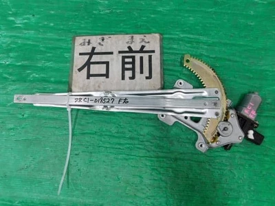 SUBARU R2 2005 Front Right Door Regulator 61041KG020 [Used] [PA104370206] - Image 1 of 4