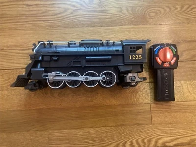 Lionel Ready-to-Play Polar Express Replacement Locomotive - Image 1 of 4