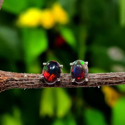 Aretes de plata de ley 925 con piedras preciosas de cabujón ovaladas de ópalo negro para mujer Foto 1 de 3