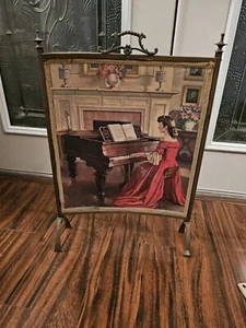Antico pannello paravento per camino in ottone anni 40 con M. Inserto Stampa Sonata Ditlef - Molto - Foto 1 di 13