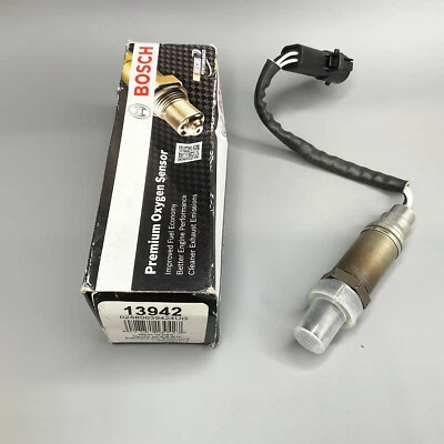 Bosch Oxygen Sensor 13942 For FORD AEROSTAR E-150 E-250 E-350 F-150 F-250 F-350 - Image 1 of 4