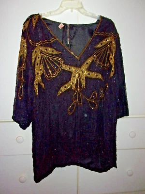 Top de noche de colección Gunit negro con cuentas de rayón EMB ¿Talla grande? Foto 1 de 2