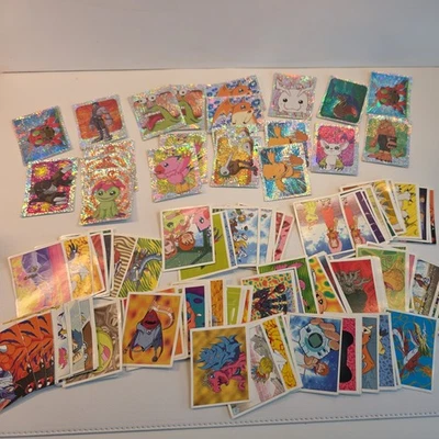 140x Digimon Panini Sticker 2000 unbeklebt Glitzer Holo Konvolut 2000 Retro  - Bild 1 von 4