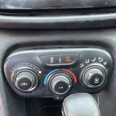 Dodge Dart 2013 2014 2015 2016 aire acondicionado y control de calefacción usado stock pieza OEM Foto 1 de 3