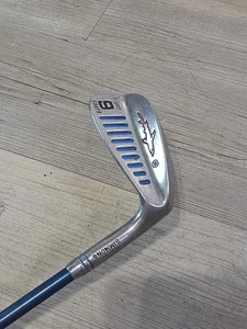 Vintage Tiger Shark Simmons Golf 9 Iron RH Graphite Shaft - Picture 1 of 7