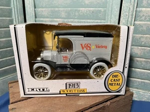 Ertl 1913 Modell T V&S Sorte 1:25 Maßstab Druckguss Metallbank #3 1991 - Bild 1 von 4