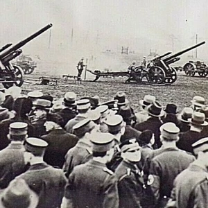 MILITARY PRESS PHOTO 12-13-37 GERMAN ARTILLERY DEMONSTRATION IN RUHLEBEN. - Picture 1 of 3