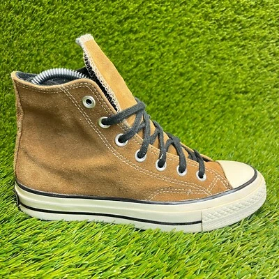 Tênis esportivo Converse Chuck Taylor All Star 70 Hi feminino tamanho 6 marrom - Imagem 1 de 4