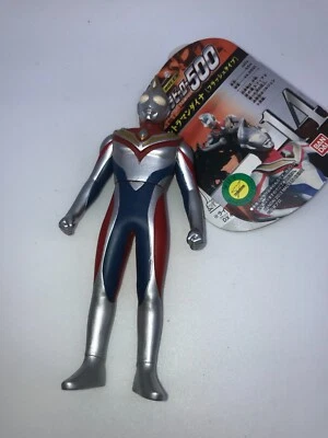 Figura Ultraman Ultra Hero 500 Ultraman Dyna 5.5" BANDAI 2013 Foto 1 de 3