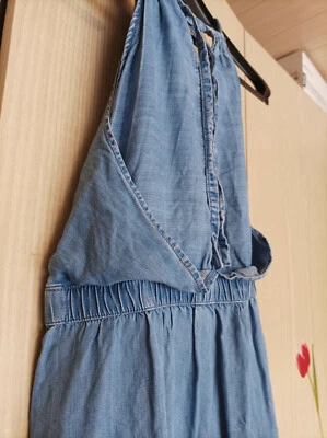 Raffiniertes Jeans-Sommerkleid.  - Bild 1 von 4