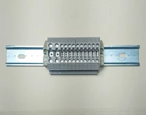 Montage 10x 600V 10-20AWG 24A + 2x 6-16AWG 65A Connec Hutschienen Klemmenblöcke P9 - Bild 1 von 2