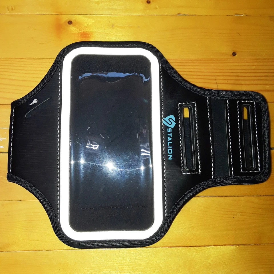 Funda de teléfono con banda de neopreno negra para entrenamiento Foto 1 de 3