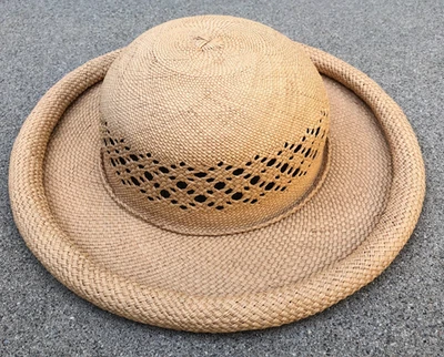 Sombrero de Panamá de ala enrollada de rafia para mujer Gorra tejida beige talla única Foto 1 de 4