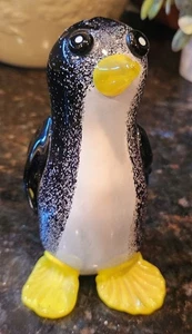 Verre d'art soufflé studio 5,25" pingouin noir/jaune/blanc - Photo 1/5