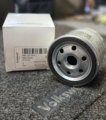 FILTRO DE ACEITE VOLKSWAGEN (Jetta, Golf,SportW) 04E115561T 1.4L OEM Foto 1 de 4