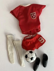 Vtg Big Jim Soccer Football Outfit 7304 World Cup Clothes Kit Ball, Cleats Boots - Picture 1 of 13