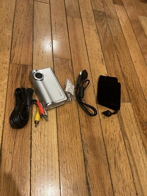 RCA EZ101 Hard Drive Camcorder. TESTED AND WORKING - Image 1 of 3