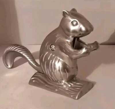 SQUIRREL NUTCRACKER - Lightweight Aluminum - Image 1 of 4