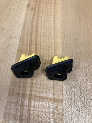 Nuevo retenedor de lámpara trasera Cadillac SRX 2010-2016 25879751 OEM Foto 1 de 3