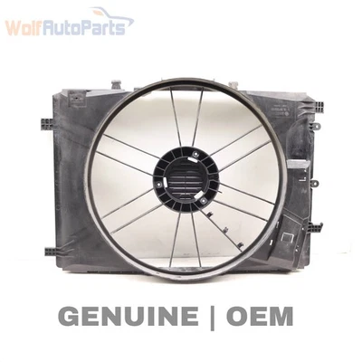 Mercedes-Benz B250 2013-2019 - Cubierta de ventilador de refrigeración eléctrica/cowl 2049064702 Foto 1 de 4