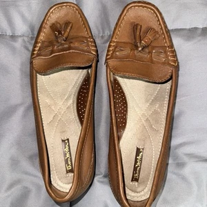 Thom Mcan Shoes women’s size 11W Brown Dacia slip on loafers Pre-Owned - Picture 1 of 11