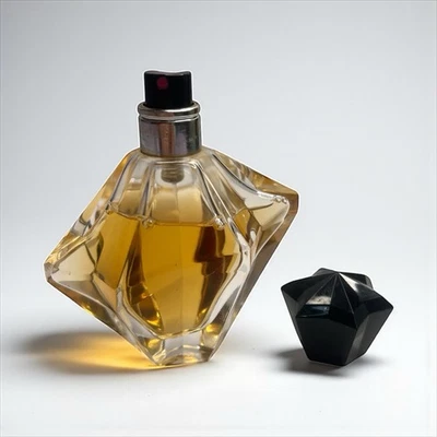 Avril Lavigne *Black Star* Eau de Perfume Spray 1.6 OZ / 50 ml para Mujer Foto 1 de 4