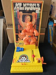 Vintage Ideal Mr Muscle Game World Champ Weight Lifting Game 1977 - Picture 1 of 7