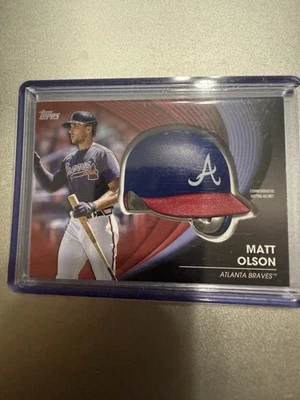 Matt Olson Card - 2022 Topps Update Commemorative Batting Helmet #BHMO  #02/10 Foto 1 de 3