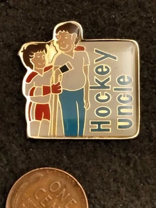 Vintage Sammler Pin: Hockey Onkel - Bild 1 von 2